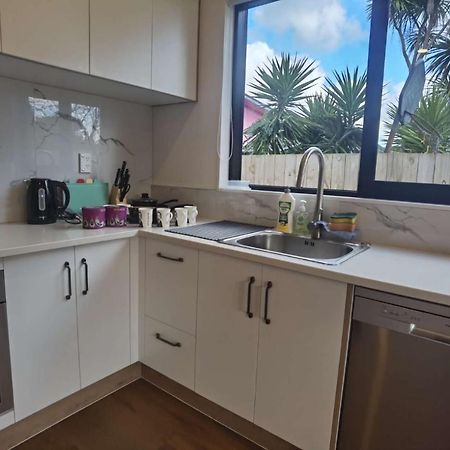 Вилла Henderson New House Окленд Экстерьер фото