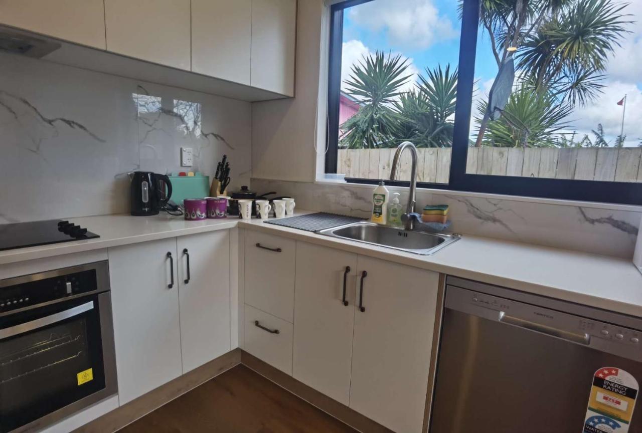 Вилла Henderson New House Окленд Экстерьер фото
