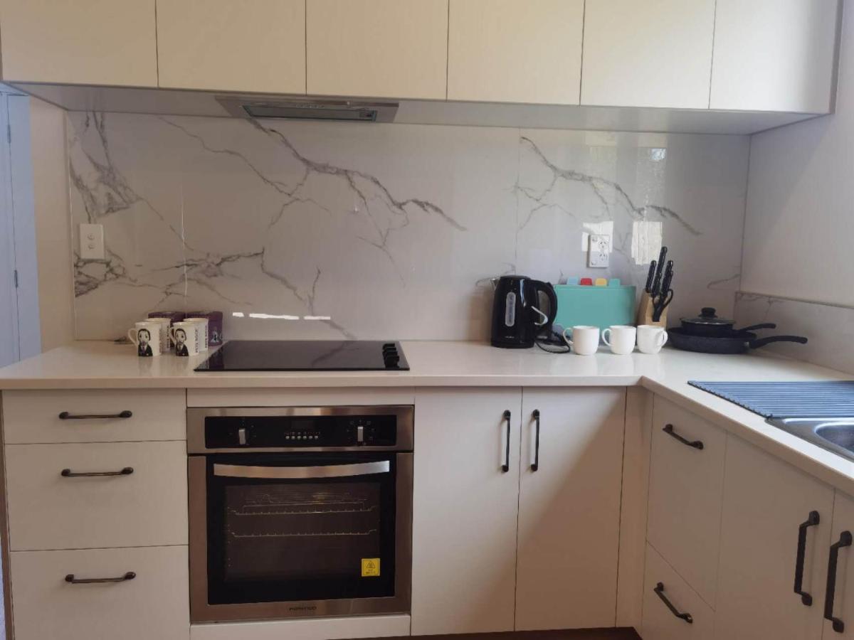 Вилла Henderson New House Окленд Экстерьер фото